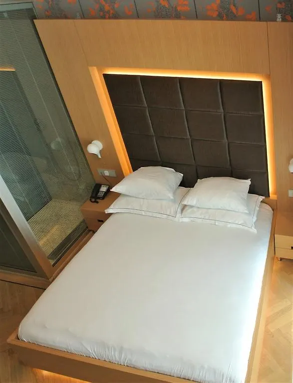 Amadi Park Hotel Ámsterdam